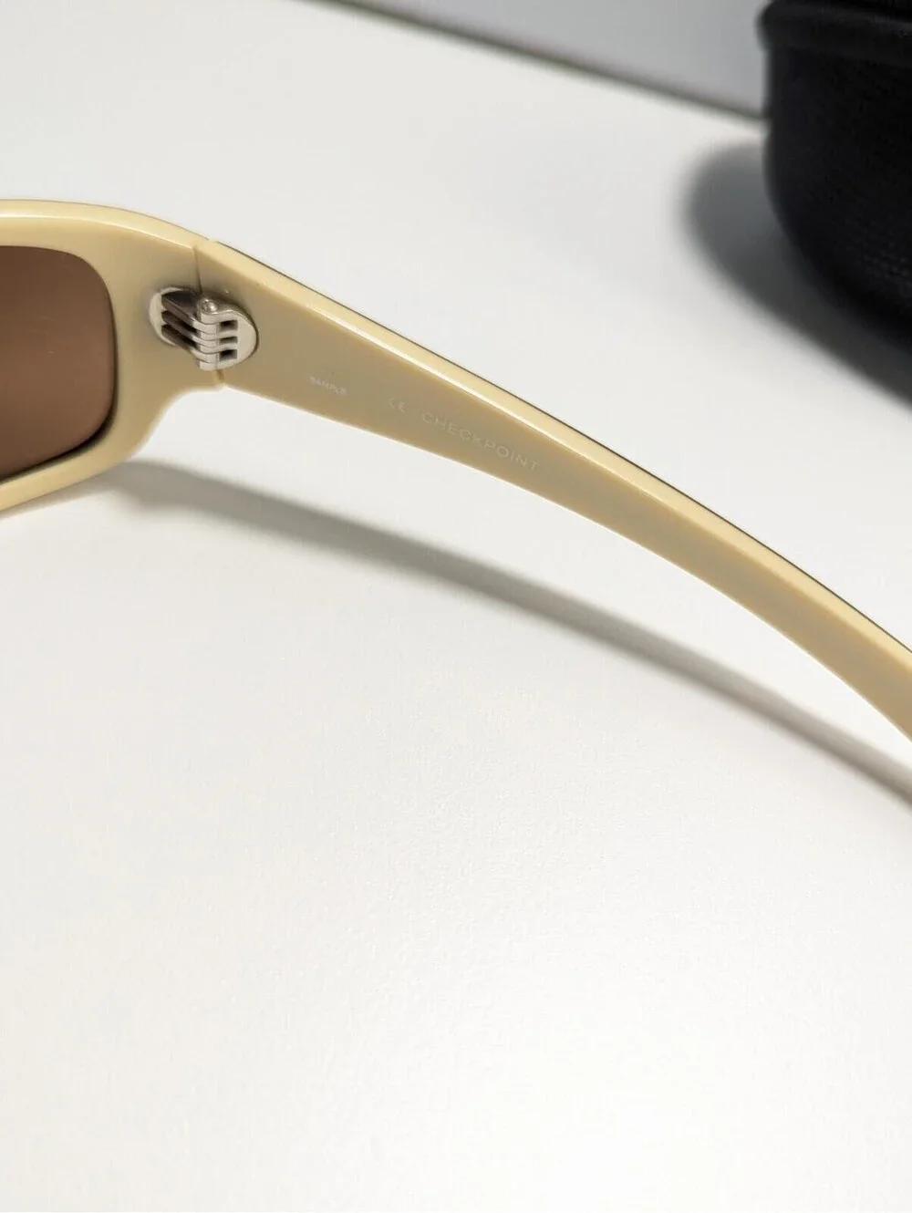 Revo Sunglasses Re2043-03 Checkpoint 125 Polarized Tortoise And Tan